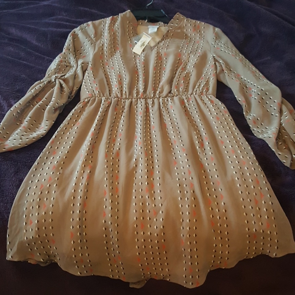Brown dress